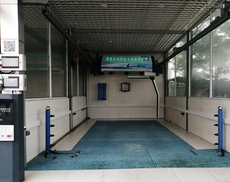 Автоматическая бесконтактная автомойка Leisuwash S90 Standart